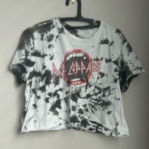 Cute Def Leopard shirt